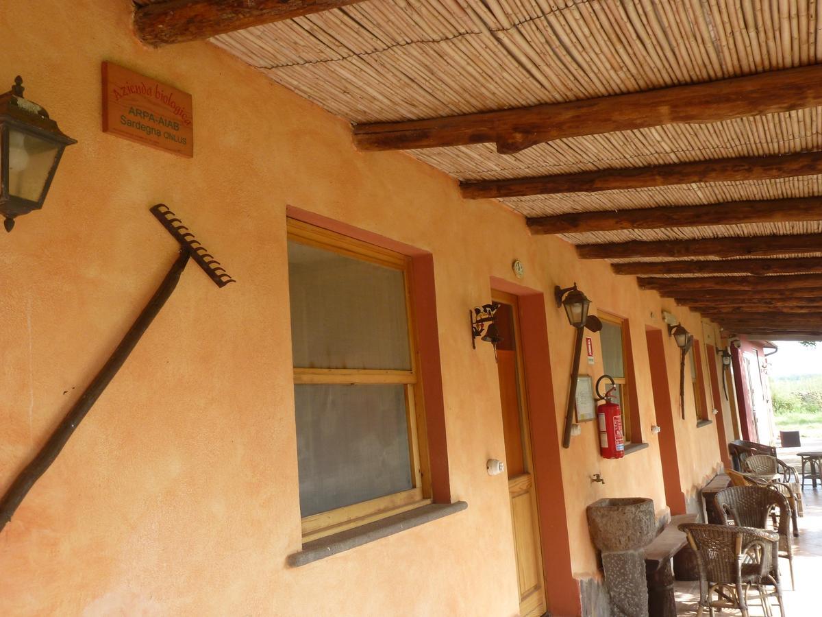 Agriturismo Nuragh'Elighe Sindia Esterno foto