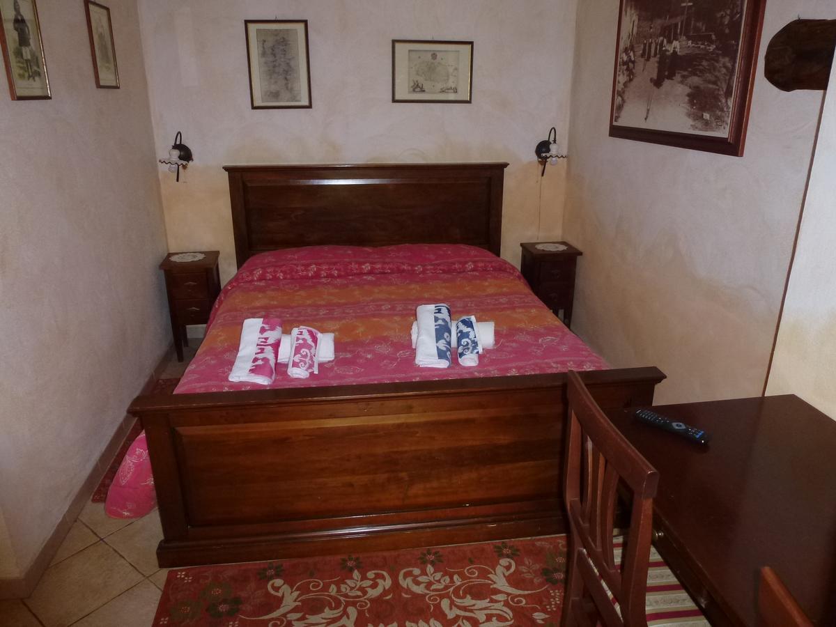 Agriturismo Nuragh'Elighe Sindia Esterno foto